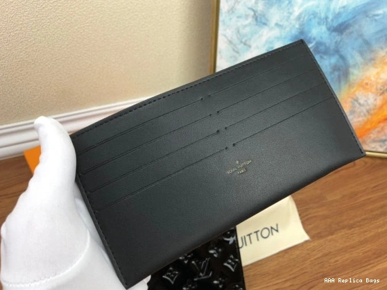 Aaa replica ru VUITTON POCHETTE FÉLICIE LOUIS 0728